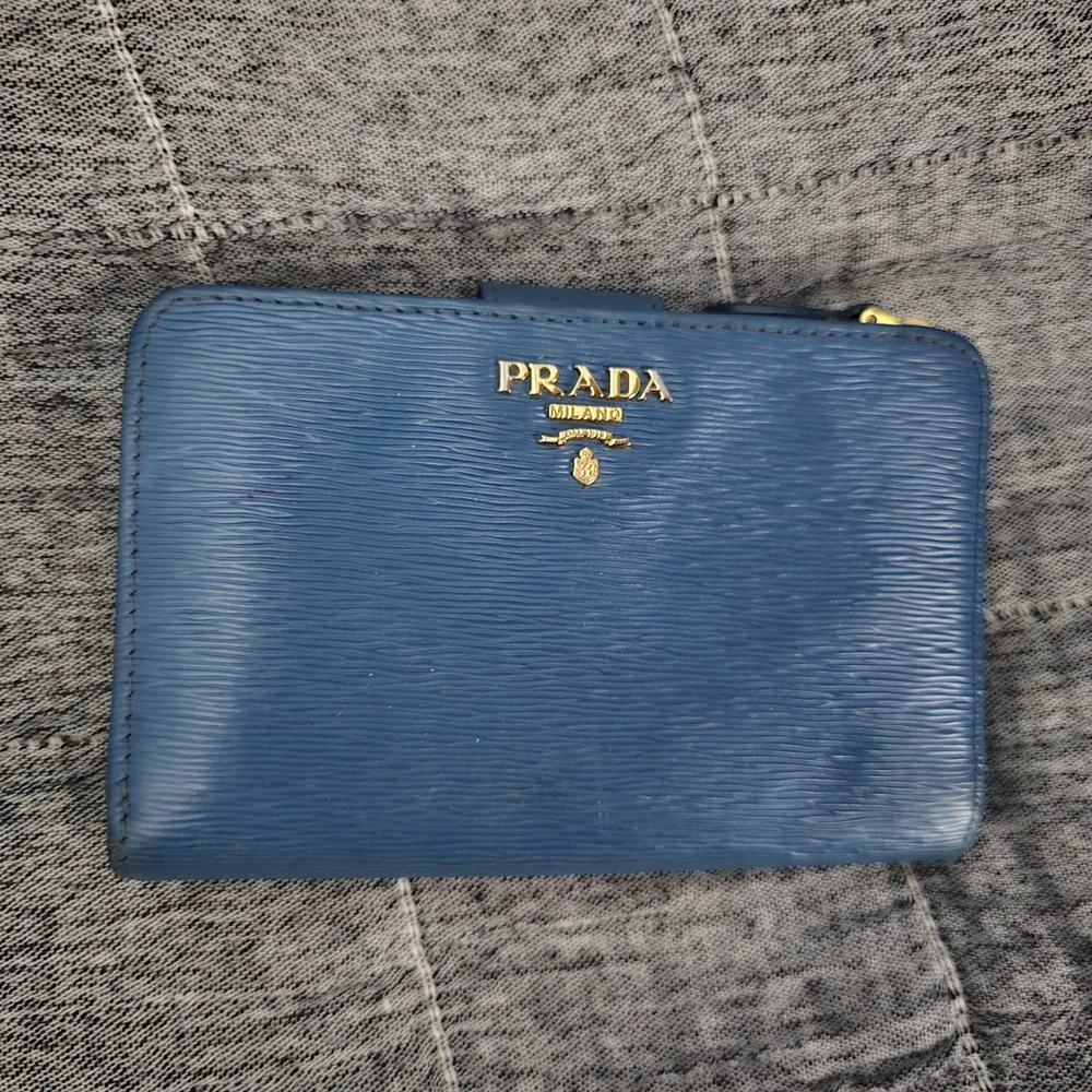 Prada Blue Wallet - Picture 3 of 3